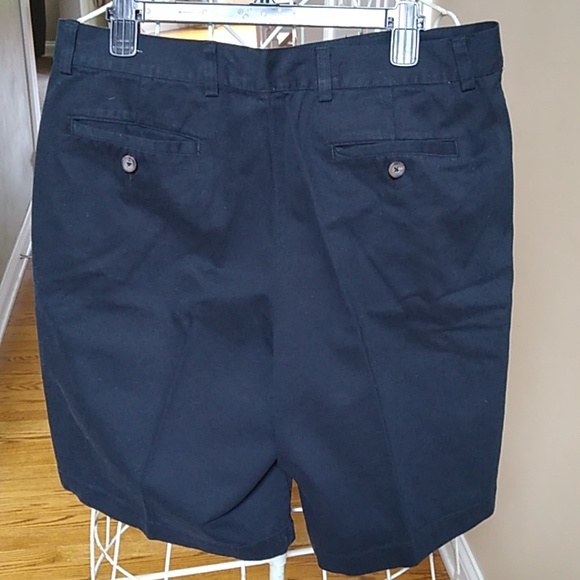 Evergreen Shorts - Picture 3 of 9